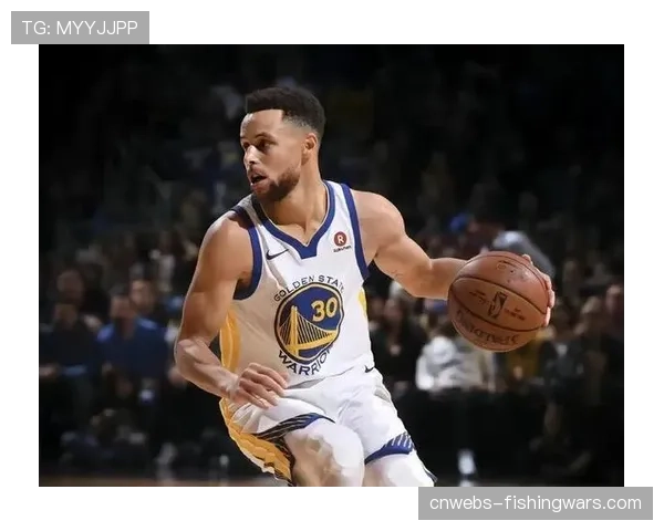 勇士三分浪潮卷土重来,库里引力重构防守拓扑 勇士三分浪潮卷土重来,库里引力重构防守拓扑